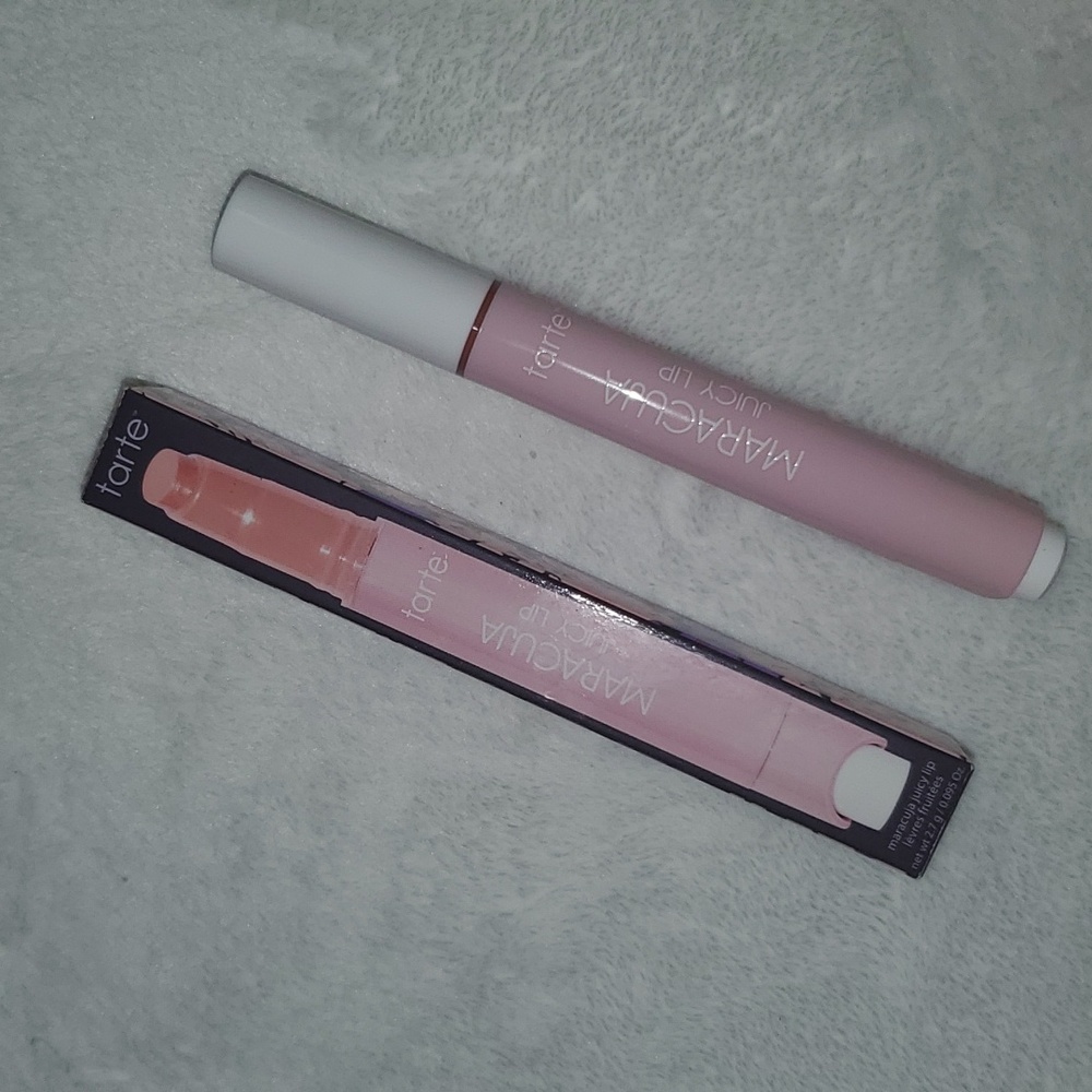 NIB Tarte Maracuja Juicy Lip Balm in Grapefruit FULL SIZE